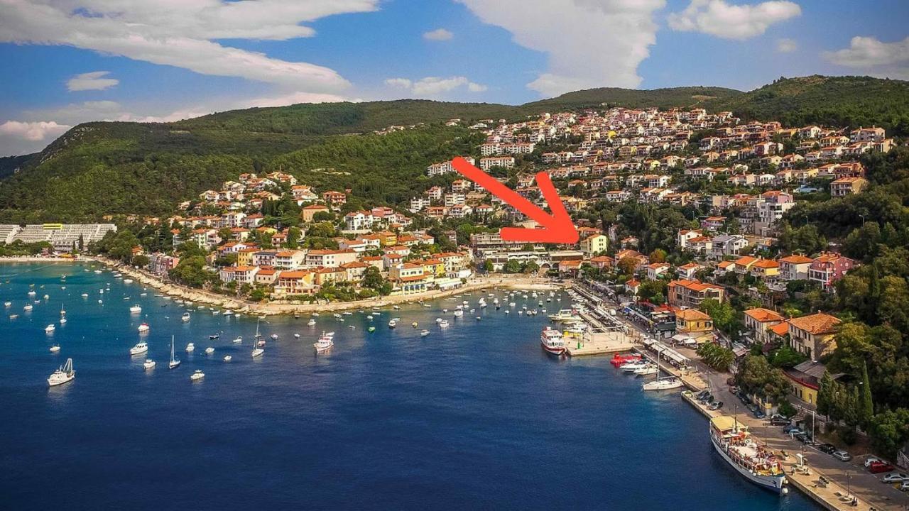 Apartments Galeb Рабац Екстер'єр фото