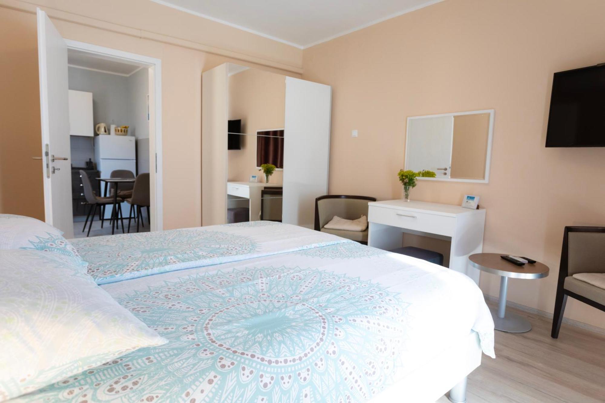 Apartments Galeb Рабац Екстер'єр фото