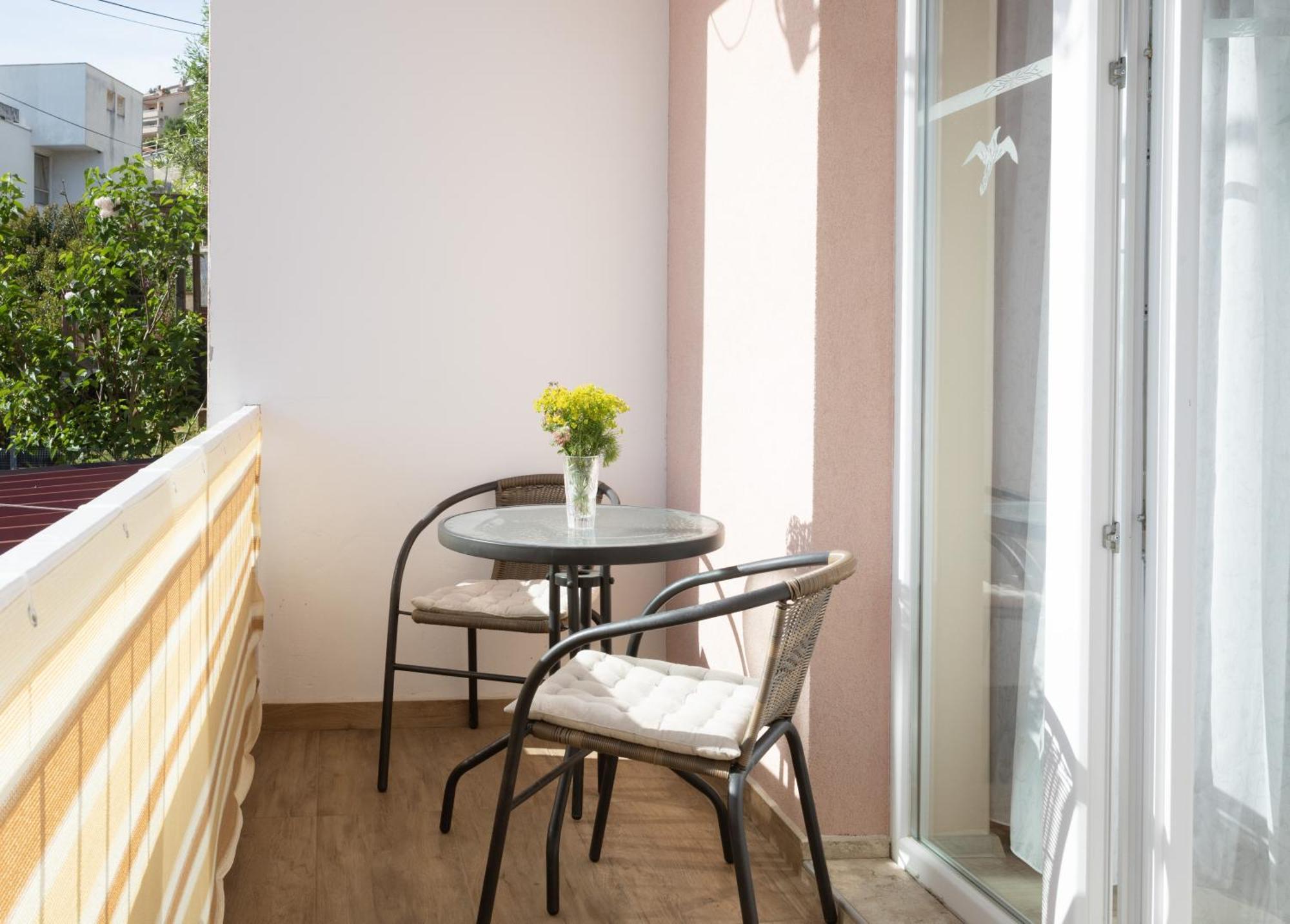 Apartments Galeb Рабац Екстер'єр фото